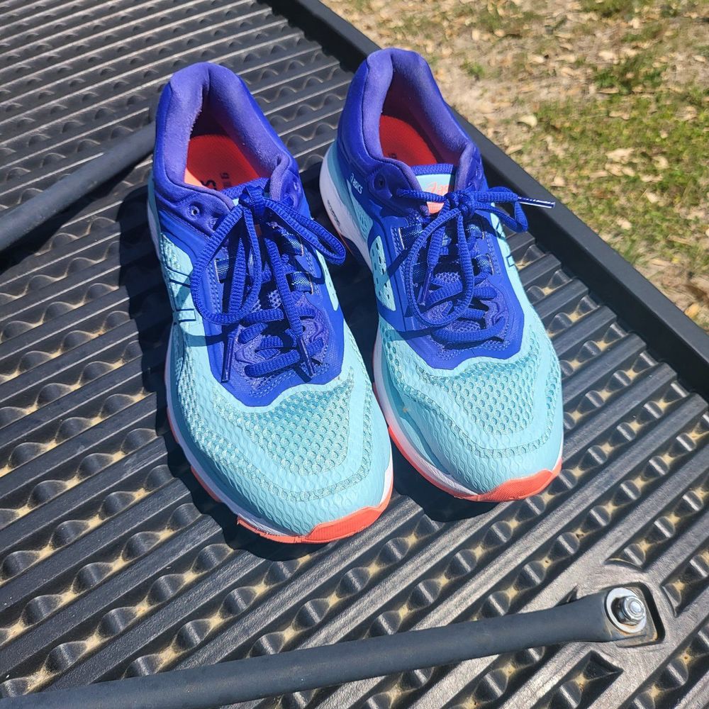 ASICS GT-2000 6 Blue Turquoise Women's Running Shoes Size 9